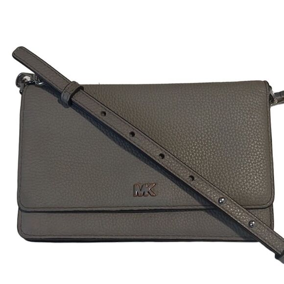 Michael Kors Taupe Pebbled Leather Detachable Adjustable Strap Crossbody - Picture 1 of 16